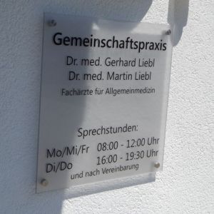 Dr.Liebl_Schild.jpg